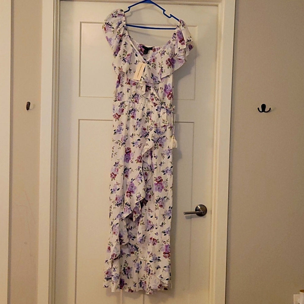 XL Purple and white flowers dress